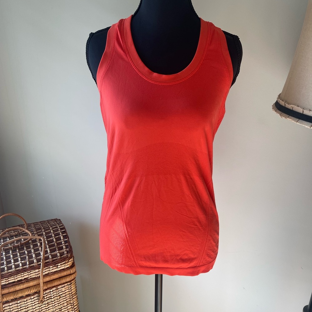 Athleta Fiery Orange Racerback Tank Size S Lightweight Workout Gym Activewear